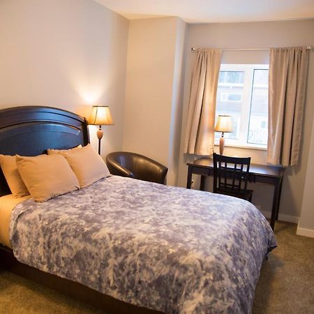 Downtown Whitehorse 4 Bedrooms Deluxe Condo Eksteriør billede