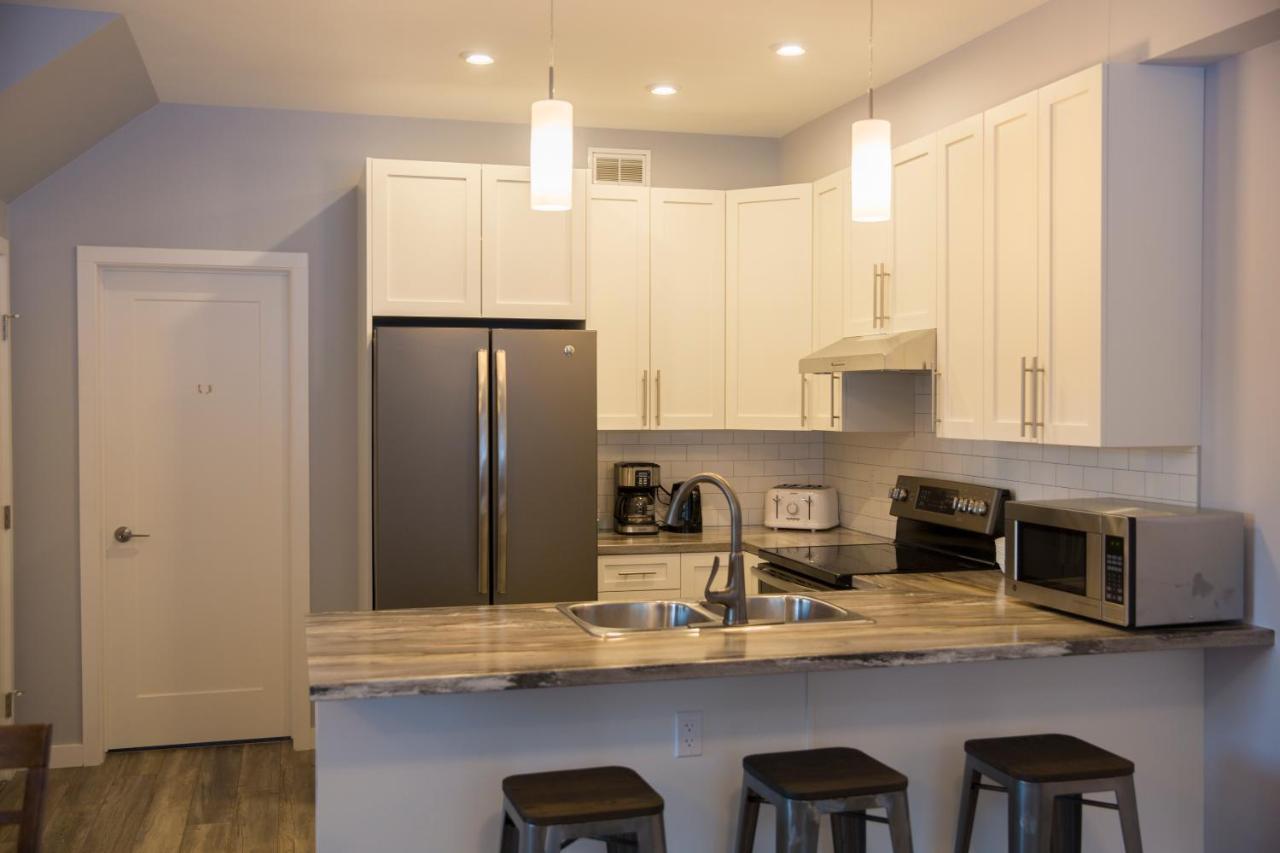 Downtown Whitehorse 4 Bedrooms Deluxe Condo Eksteriør billede