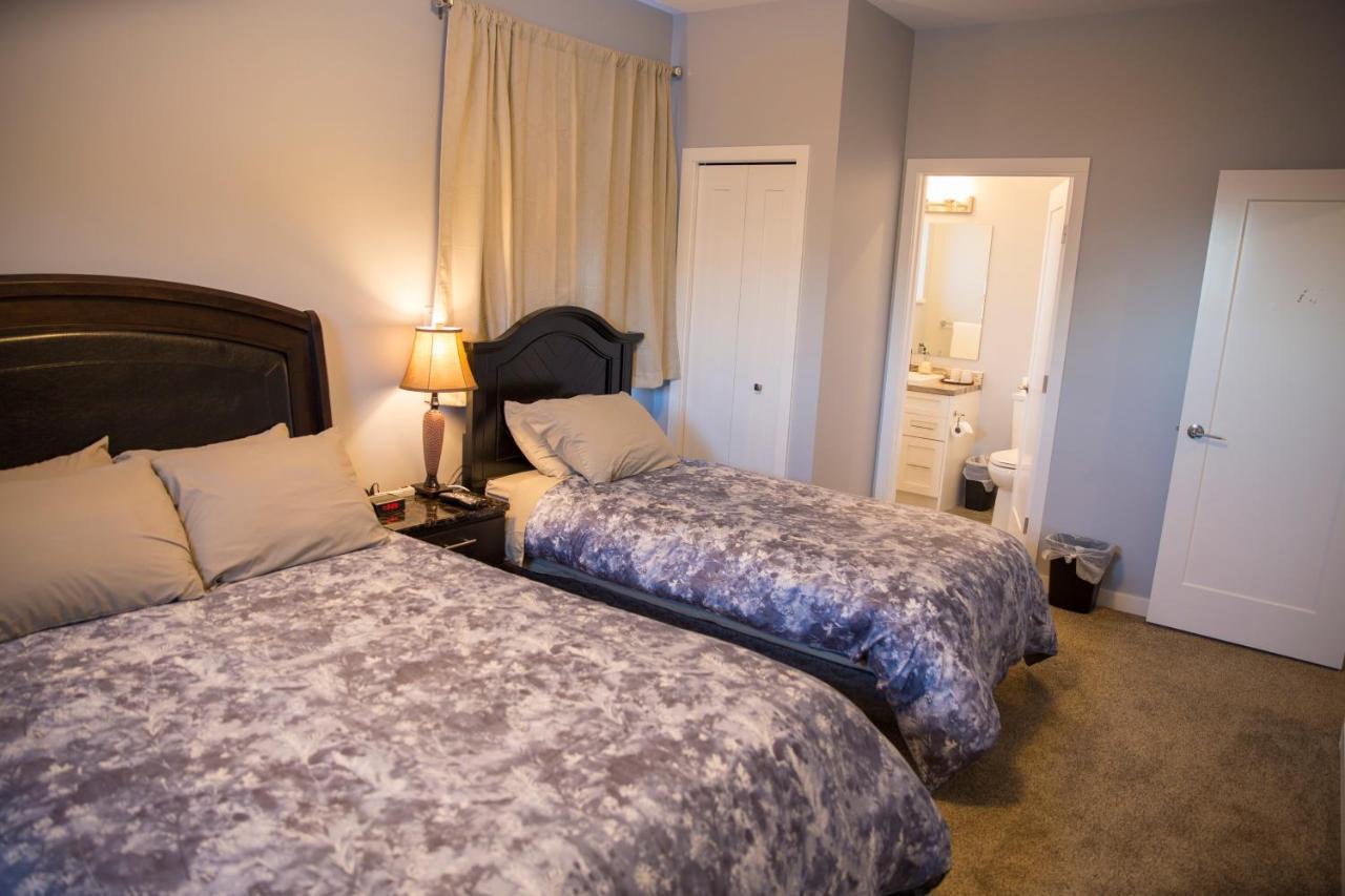 Downtown Whitehorse 4 Bedrooms Deluxe Condo Eksteriør billede